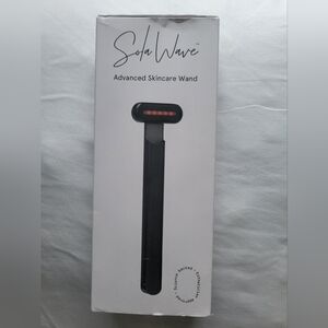 Skincare wand....with red light and microcurrents.
